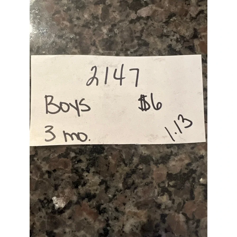 Boys 3‎ month sleepers and clothes (2147)
